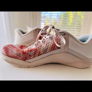 Metcon 6 womens sand